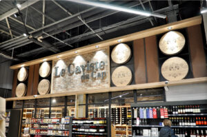 Hyper U St Maximin déco cave à vins