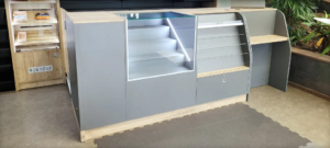 Le comptoir tabac type au sein de notre showroom dédié aux bureaux de tabac